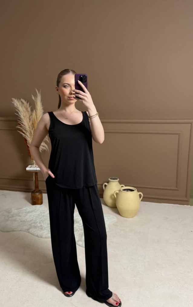 Siyah Bağcılıklı Örme Pantolon