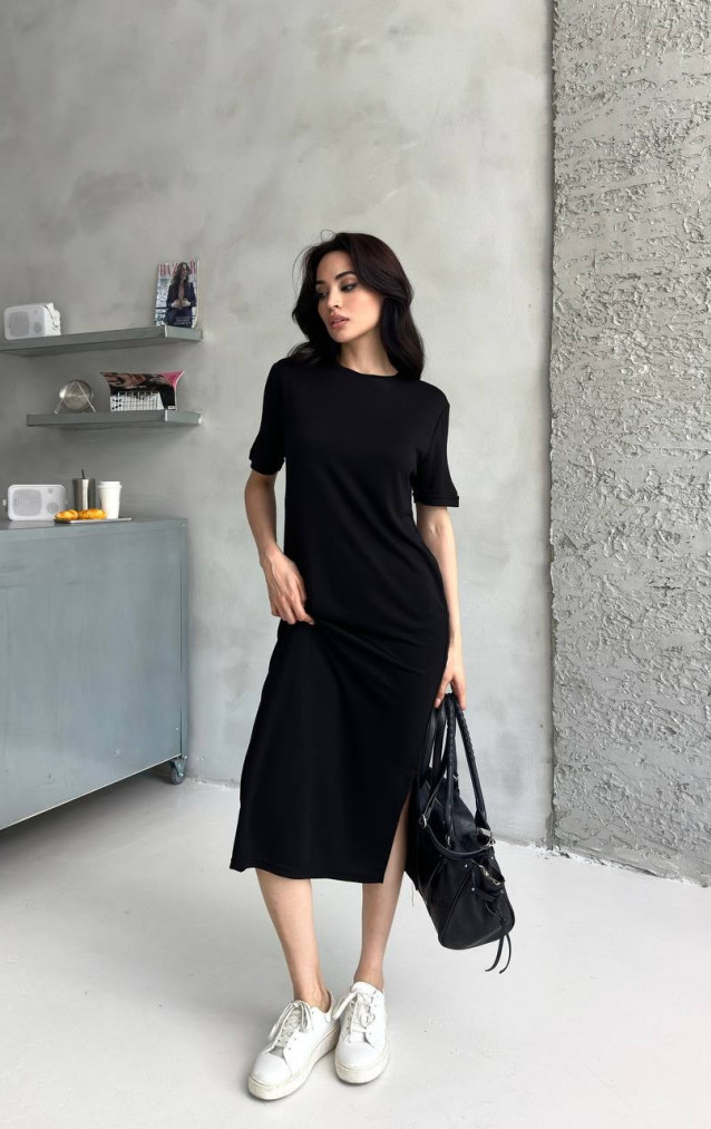 Siyah Yırtmaç Detaylı Basic Elbise